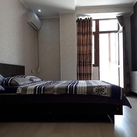 Oscar'S Apartments Бішкек Екстер'єр фото